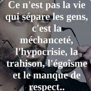A DÉCOUVERT 