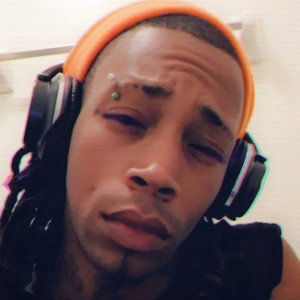 YUNG BREEZE_3 - {RUNA-ROUND} FR33STYLE