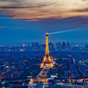                     🇫🇷          