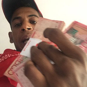 Dinero 💵  (Remix)