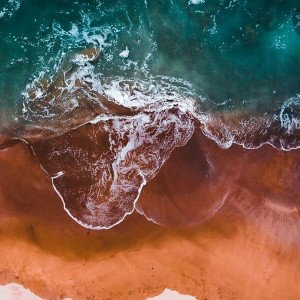 Ocean island waves