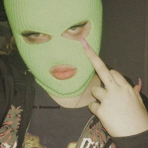  feel me (sample song)