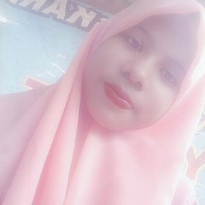 B_Flo_Music🎵Ade_Inhal_-_KAU_BILANG_AKU_CANTIK_(Oficial_Music)(128k)