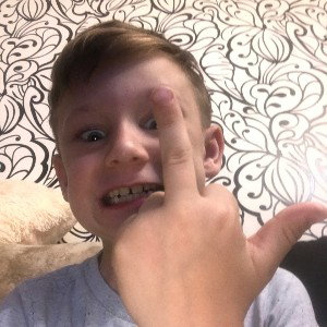 Меня заебала