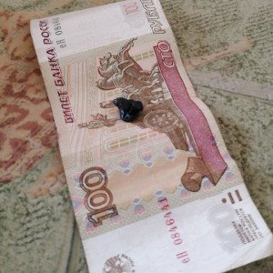 чёрная жувачка