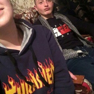 руку в небеса