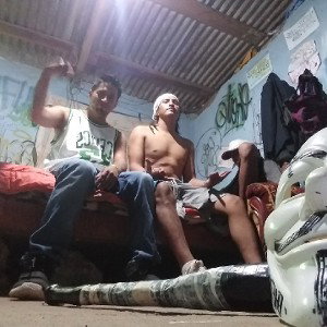 siguir con esto    yeska mc