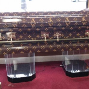Casket livi’n(fast life..)