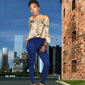 Lovely Dee ft Richie-Turn up-hip hop.