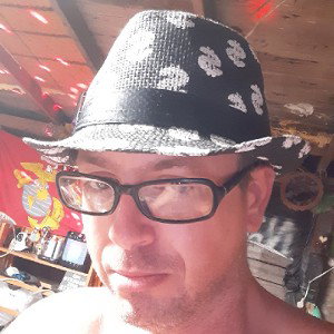 lick the underside of my balls even though they smell like fromunda bitches!!!