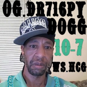OGxDR716PY_DOGG_-_KEEPING_IT_OFF_THA_CHAIN_FEATURES_OGXDR716PY_DOGG