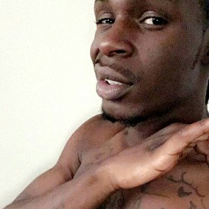 #BBMM Chasin Commas_The27 ft. Louie