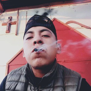 pupilas rojas 😎👽🎧🎶❤️