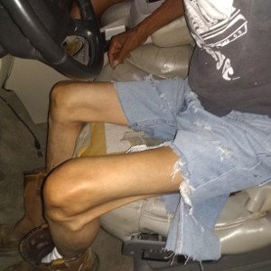 lol freestyle pic of my pop in them Daisy dukes