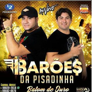 Escondido Dos Seus Pais