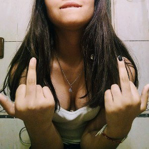 Crees que me importa?🖕