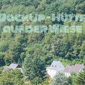 BackUp - Hütte auf der Wiese
