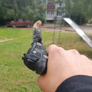 Жизнь трудна