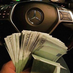 KOLEJNA PIOSENKA O TYM ŻE MAM CASH, DILUJE I RUCHAM DZIWKI. POWER REMIX