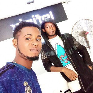 dav n veNom