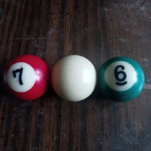 706