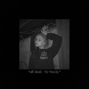 half dead - *ęic am ein
