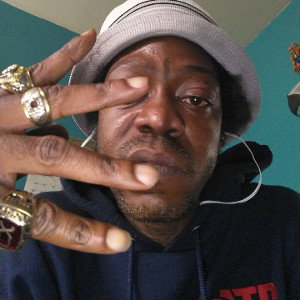 FREE KBZO FREE STYLE CHILLING IN THA CLUB WIT A POCKET FULL OF STACCS