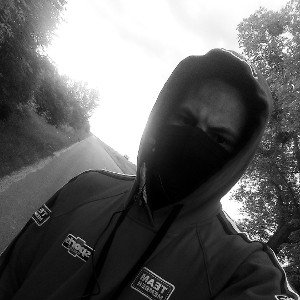 love dead paranoid