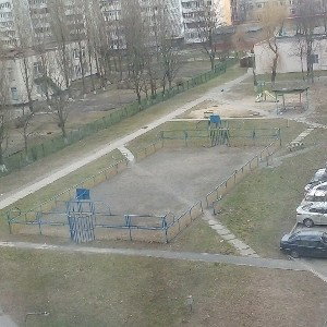 во дворе