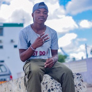 Tinepe-Felex ✍️ Moçambique
