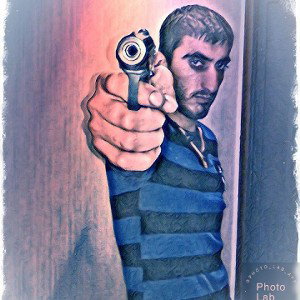 Mc_Mher_у_вас_во_Круг_черный_темный