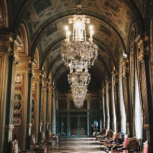  Chandelier              