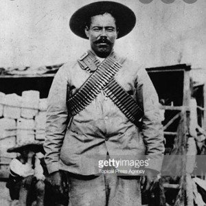    viva pancho villa y la Revolución