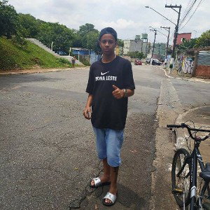 MINHA QUEBRADA PEDE PAZ