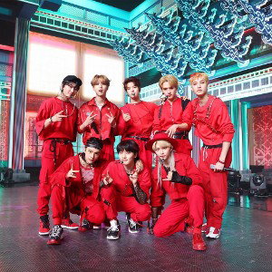 DOMINO(stray kids)