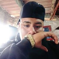 Cuernito Armani Video Oficial - El Komander "Corri