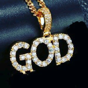 Lil_kim-life_is_not_fair