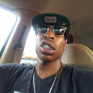 Dee nineteen ft chicken-PULL UP