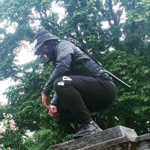 Ronin - Im on the run.