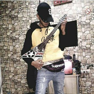 YOUZAR SOLO FT YOUSS45  MCHI LKHTRI (VIDÉO CLIP)