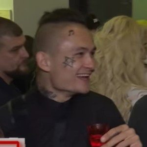  Я Пыль пародия на Моргенштерна. полная версия выйдет тогда,когда будет 10 лайков 