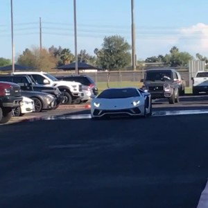 Lambo 2Nivel