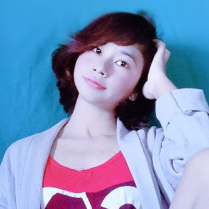 LOOK 👀 At Me
