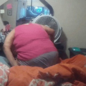 fuck this fuck ass bitch 