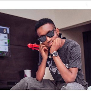 feezy_yo_baby_mixxx(hausa_hip_hop_tv)(128kbps)