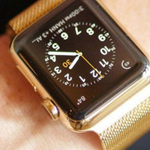 Golden Apple watch beat