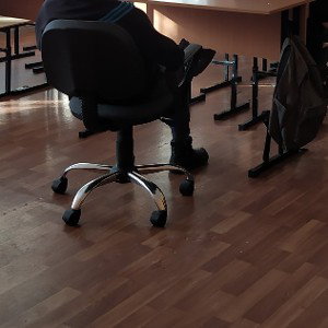 я взрываю кассу