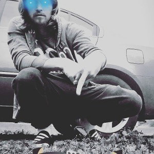 (Haters mad for whatever reason
Smoke in the air, binge drinkin'
They lose it when the DJ drops the needle)