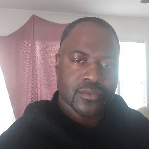 My new friend aint about shit on the new in my crib thinking she run shit lol