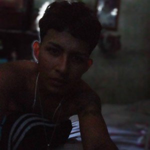 • The Small -  Algo Bueno